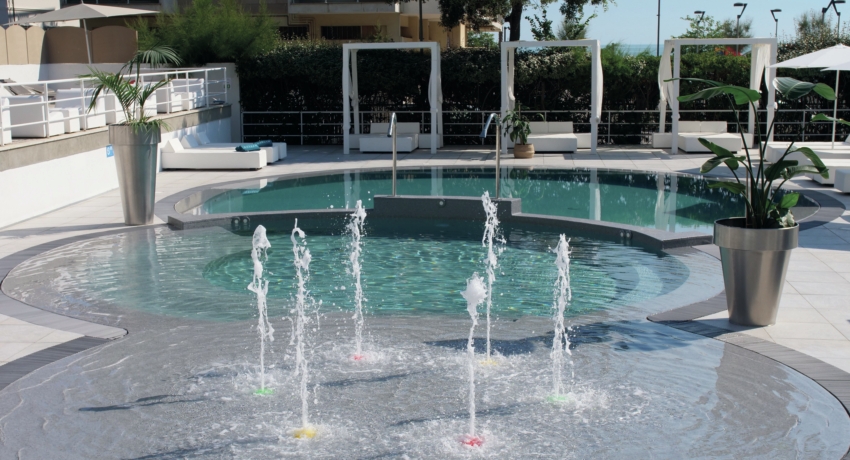 Oxygen Pool - Oxygen Lifestyle Hotel